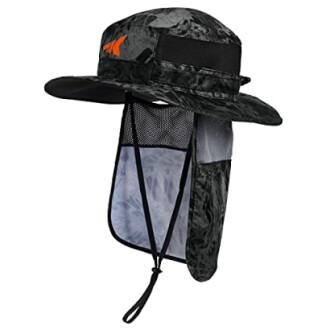 Black sun hat with wide brim and neck flap.